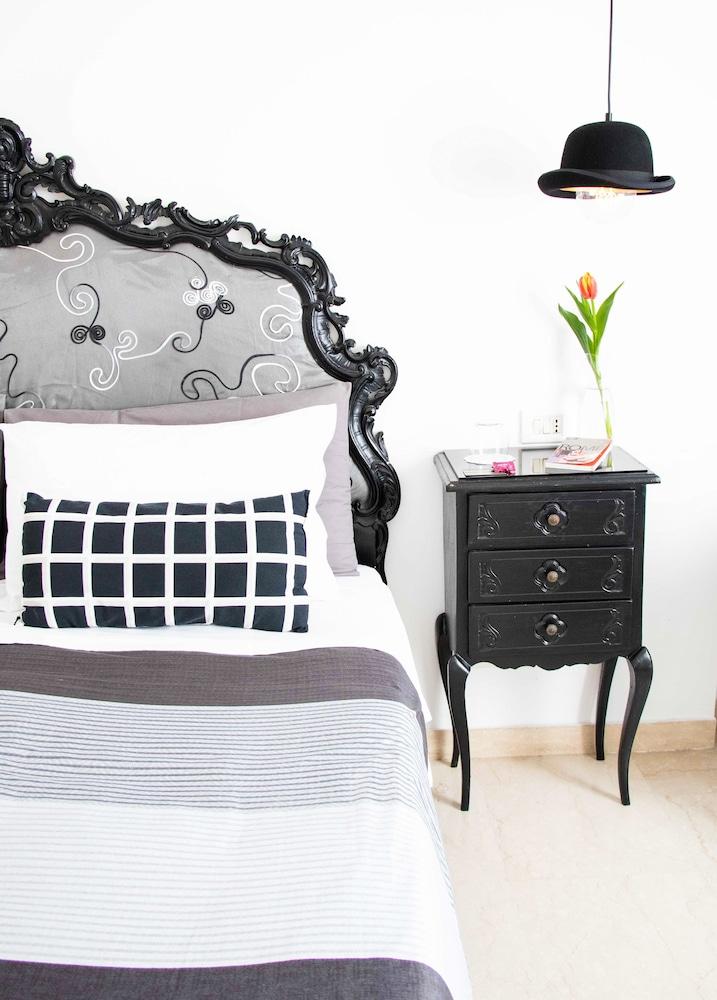 Gallery Guesthouse Рим Экстерьер фото